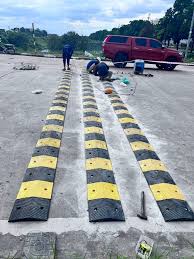 Gờ Giảm Tốc Ô Tô Cao Su Chống Mài Mòn, Khả Năng Chịu Lực Tối Ưu