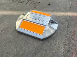 Đinh Phản Quang Nhôm HiQ Độ Bền Cao Giá Rẻ Giao Hàng Nhanh Toàn Quốc